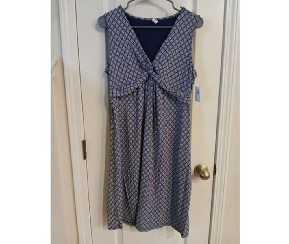 NWT Old Navy Maternity Twist Front Nursing Dress Size M Boho